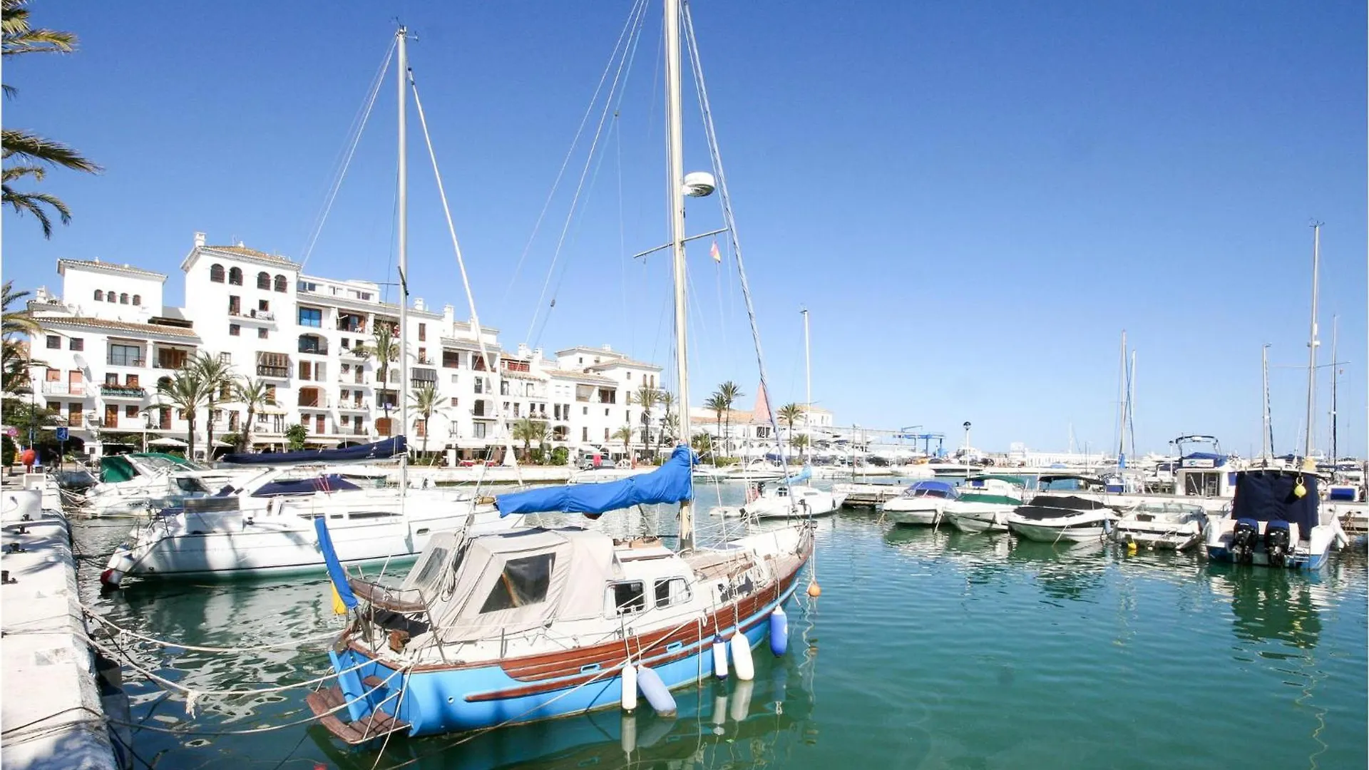 2 Bedroom Nice Apartment In Manilva