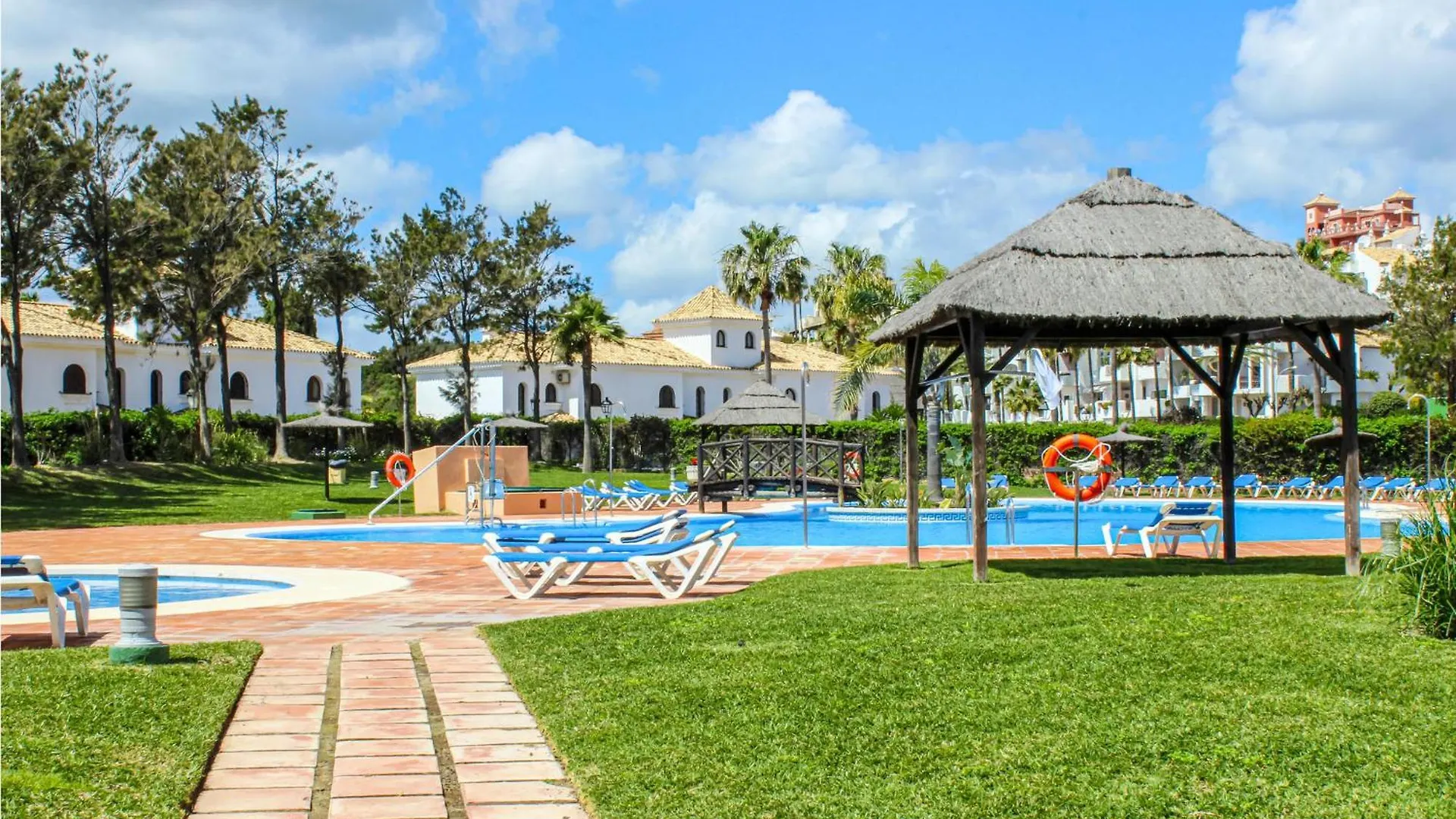 2 Bedroom Nice Apartment In Manilva