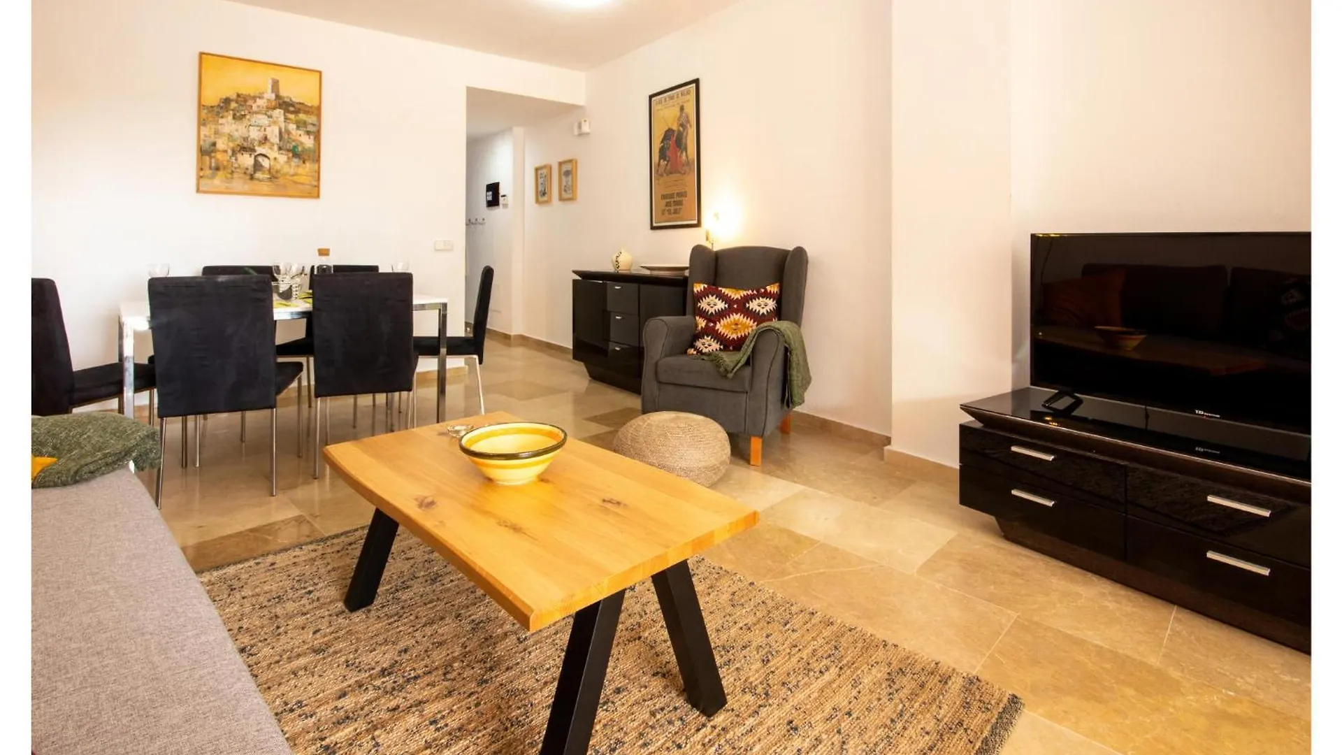 2 Bedroom Nice Apartment In Manilva Espagne