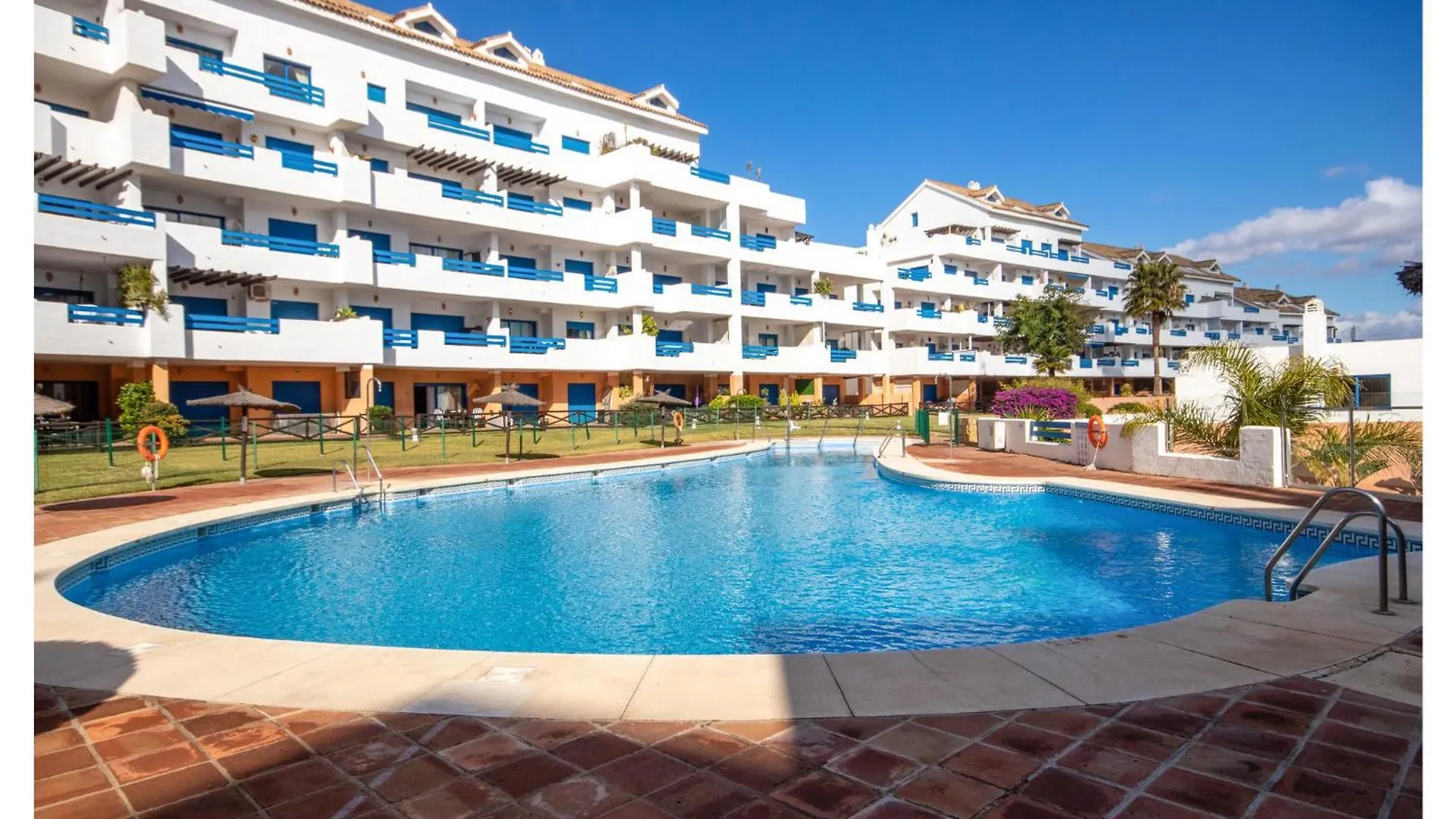 2 Bedroom Nice Apartment In Manilva